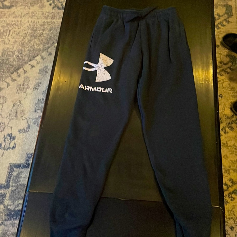 Under armour sweat pants teen